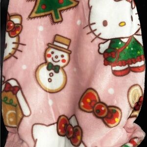 Hello kitty Christmas throw